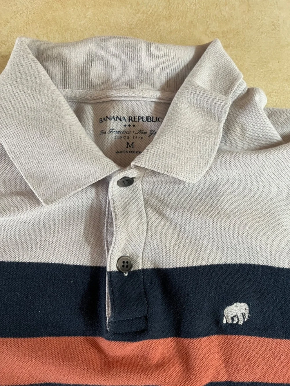 Banana Republic Men's Blue Orange Cotton Short Sleeve Polo Shirt Elephant Logo M